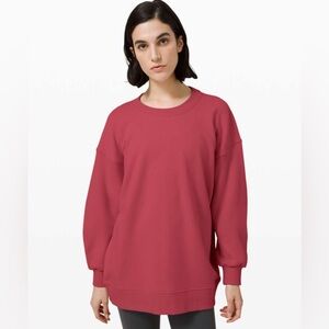 Lululemon Perfectly Oversized Crew
Chianti